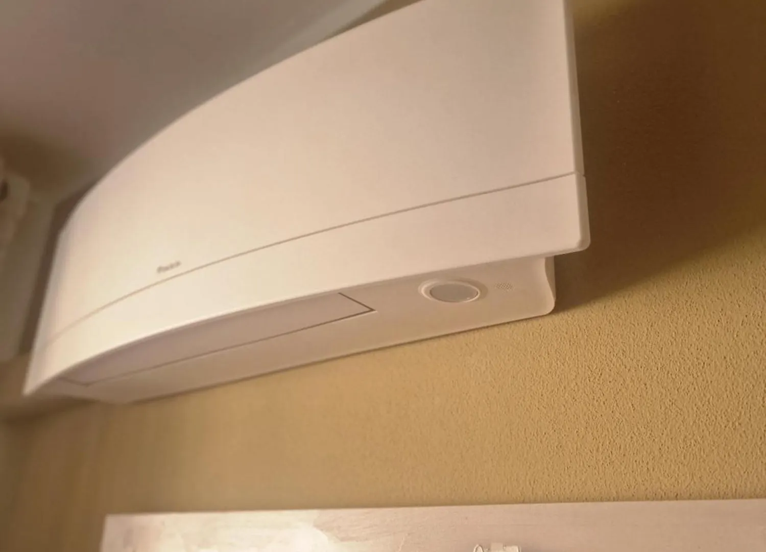 Apartamento Varese Prime - Large Independent Apartment, Air Conditioning, 2 Bathrooms, 2 Free Covered Parking Spaces, No Restricted Traffic Zone, Train Station 100M, Theatre 150M, Historic City Centre Italia