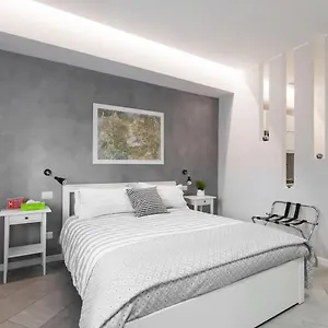  Apartamento Interno 1 Roma Luxury Con Balcone Italia