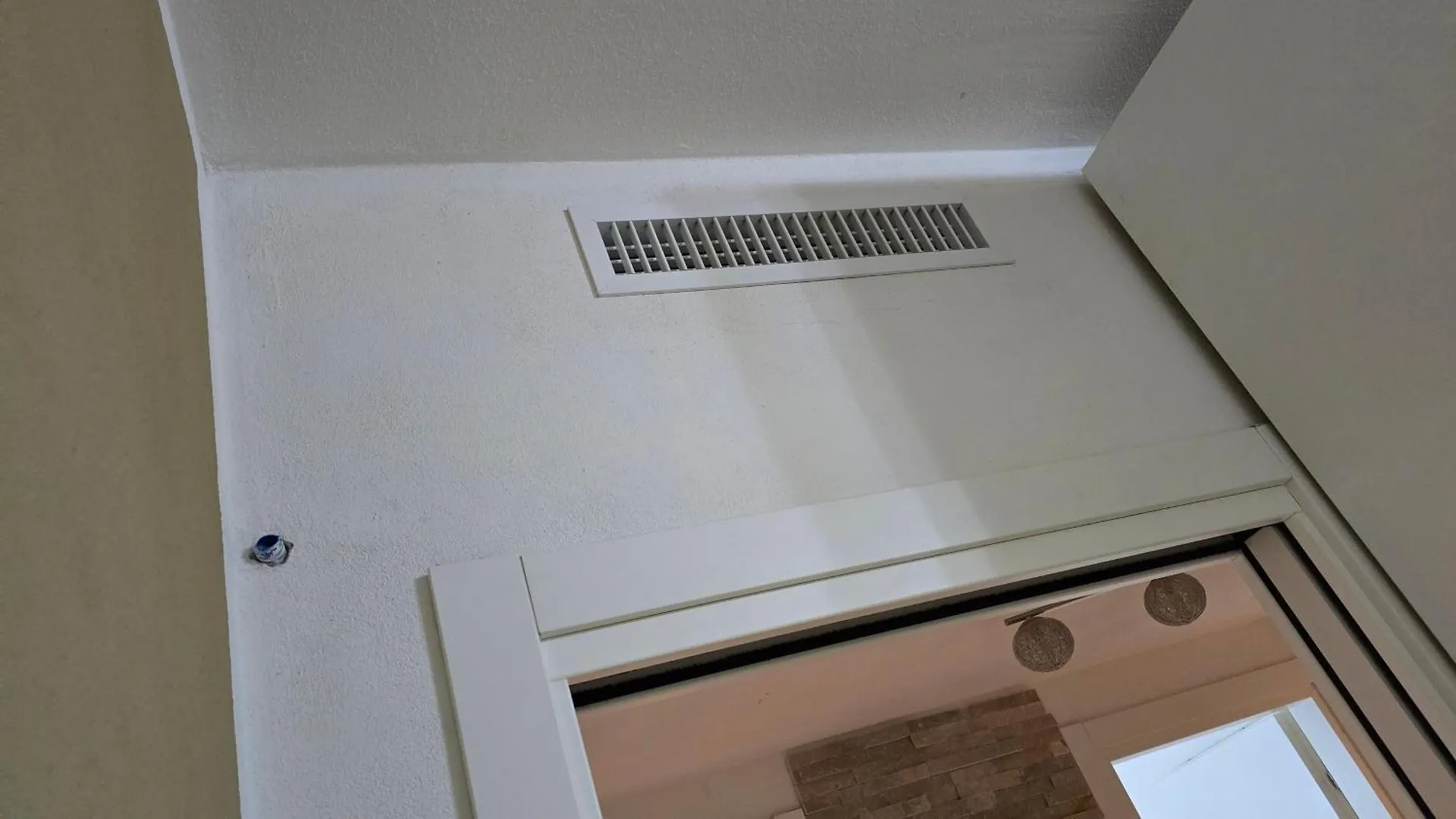 Varese Prime - Large Independent Apartment, Air Conditioning, 2 Bathrooms, 2 Free Covered Parking Spaces, No Restricted Traffic Zone, Train Station 100M, Theatre 150M, Historic City Centre Italien